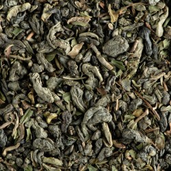 THÉ VERT À LA MENTHE